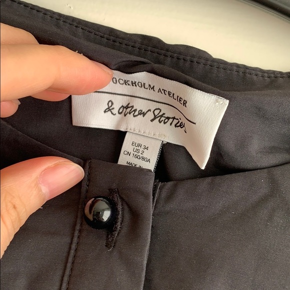 & Other Stories Cropped Button Front Puff Sleeve - Picture 2 of 3